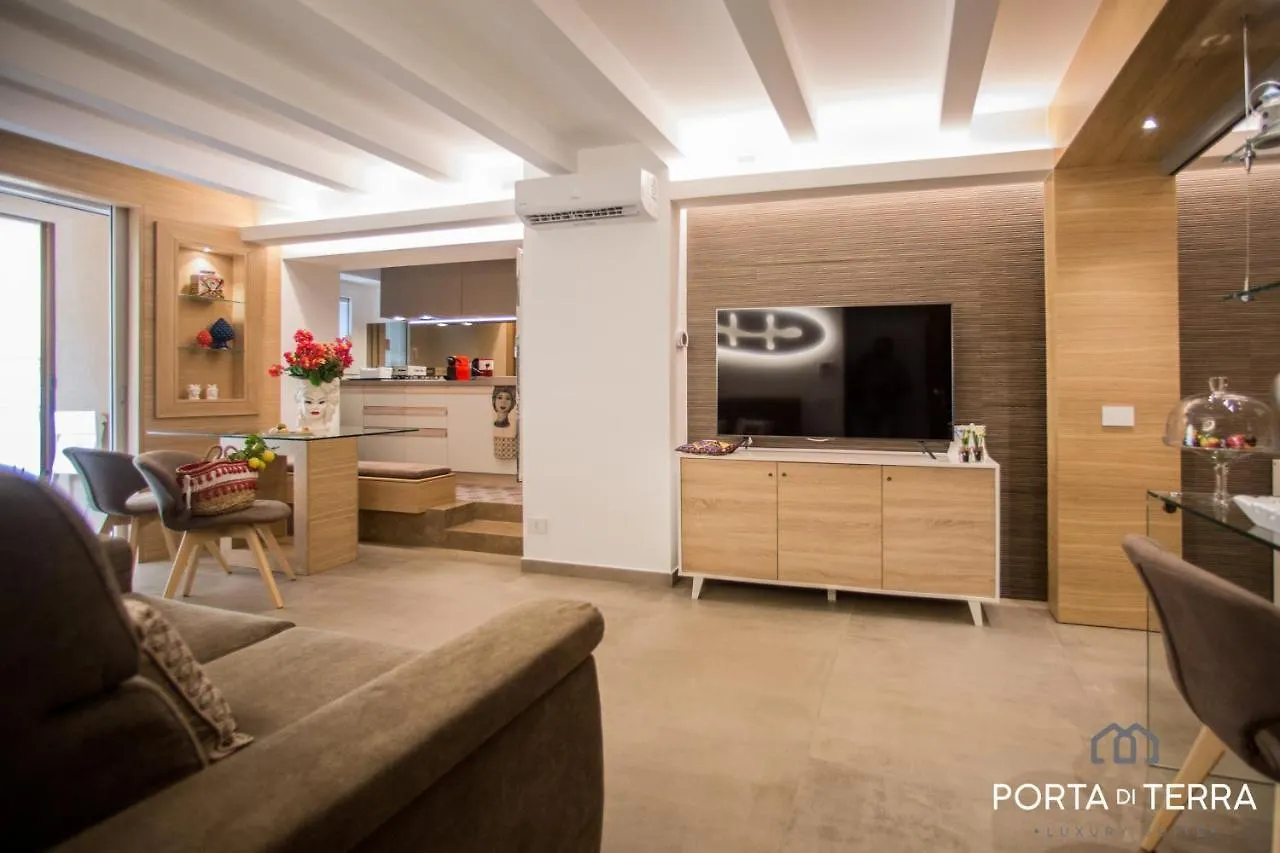 Porta Di Terra 'Luxury Suite ' Cefalu Apartment